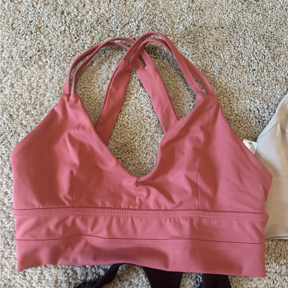 Sports bra bundle - Picture 2 of 10